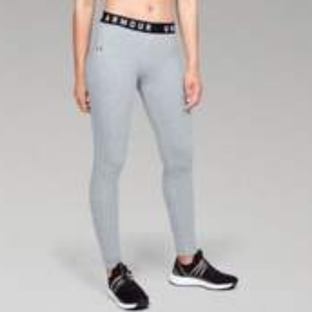 SALE NWT Under Armour Favorite Leggings - Picture 3 of 8